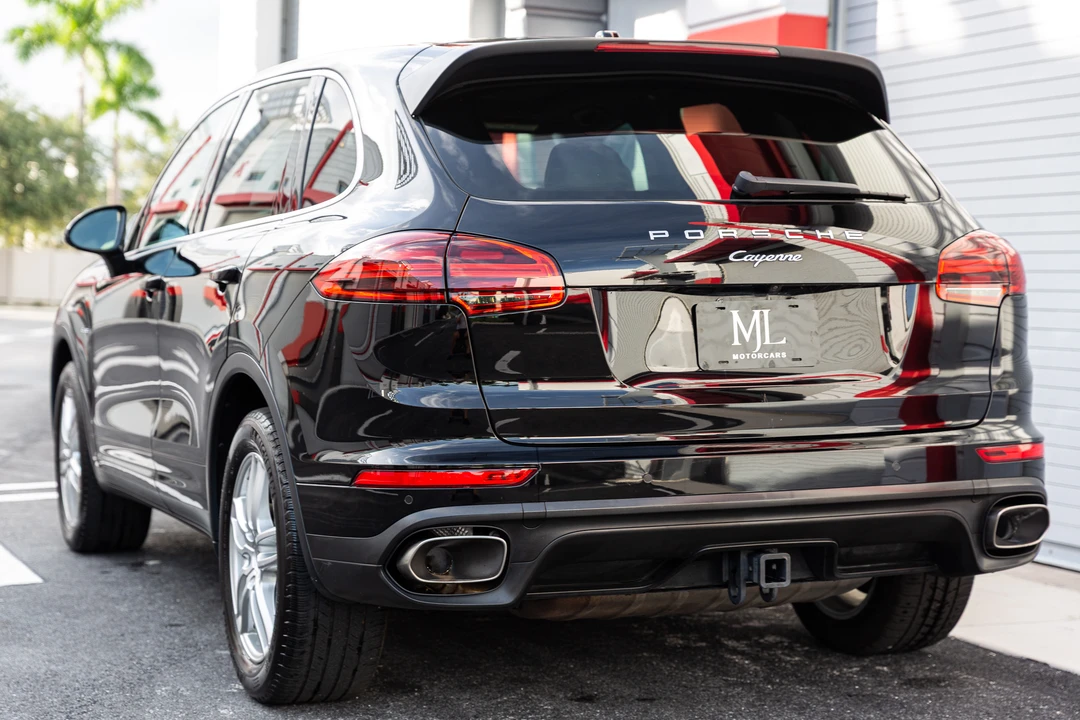2015 Porsche 958 Cayenne Diesel - Image 16 of 31