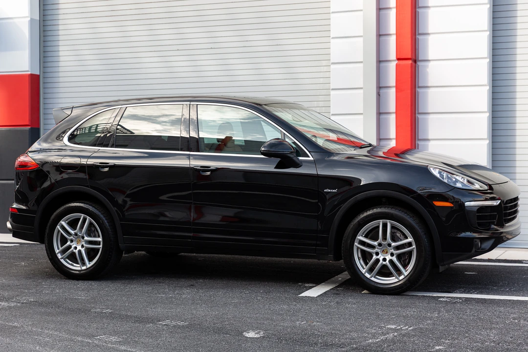 2015 Porsche 958 Cayenne Diesel - Image 27 of 31