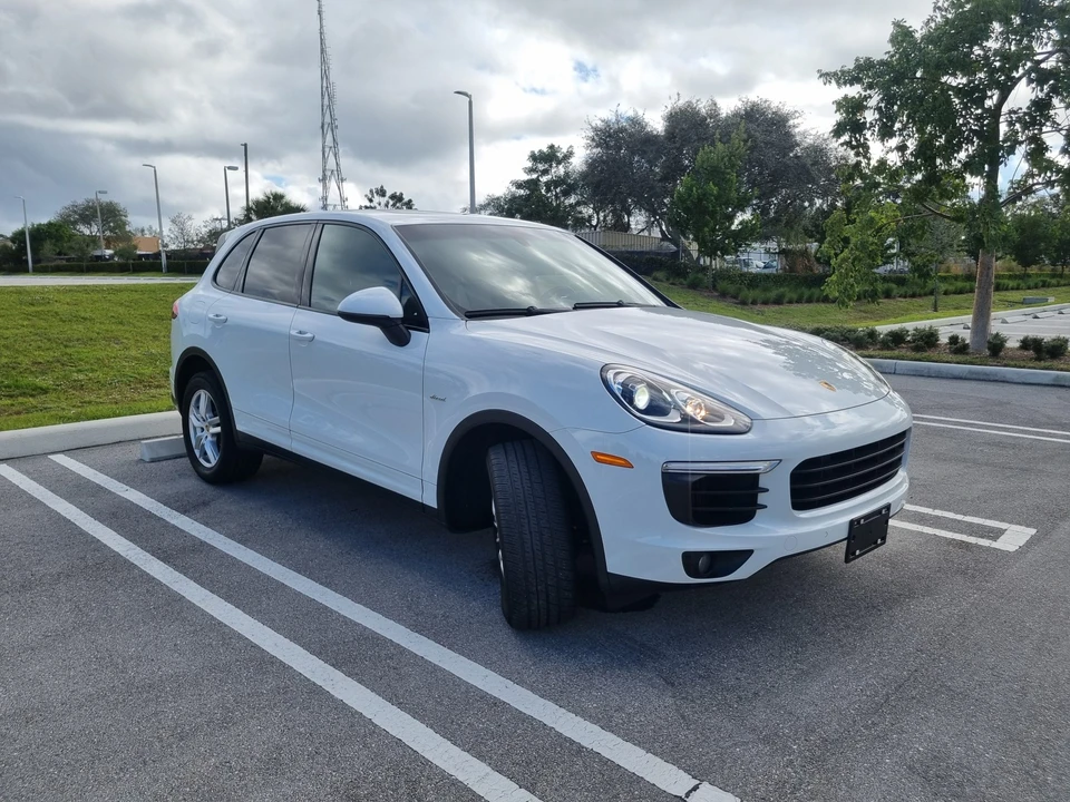 2015 Porsche 958 Cayenne Diesel - Image 4 of 31