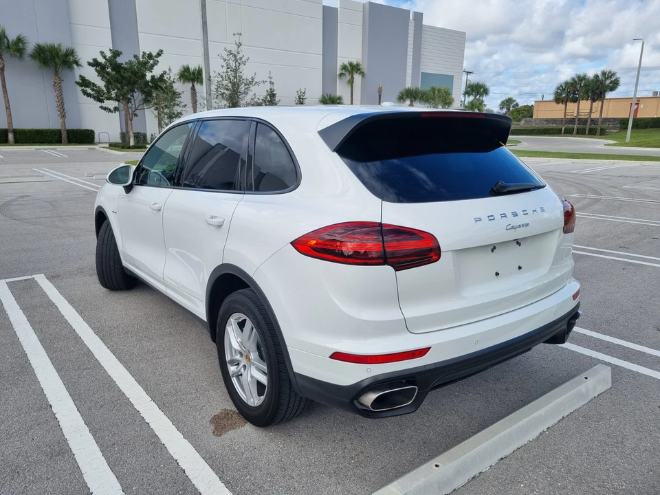 2015 Porsche 958 Cayenne Diesel - Image 8 of 31