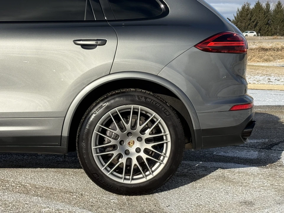 2015 Porsche 958 Cayenne Diesel - Image 30 of 31
