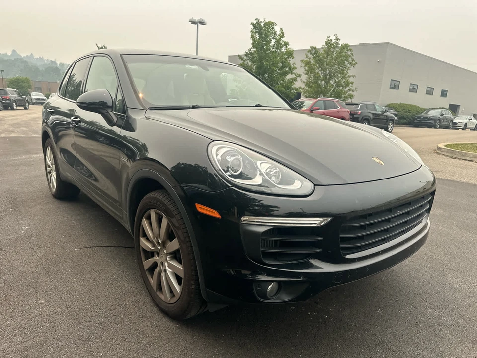 2015 Porsche 958 Cayenne Diesel - Image 2 of 4