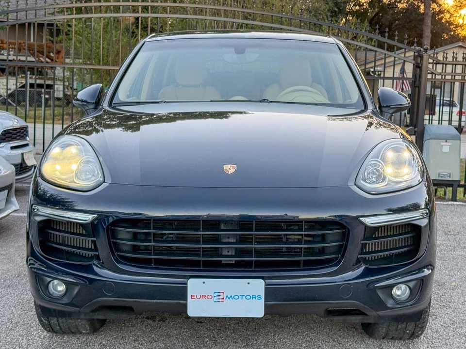 2015 Porsche 958 Cayenne Diesel - Image 2 of 12