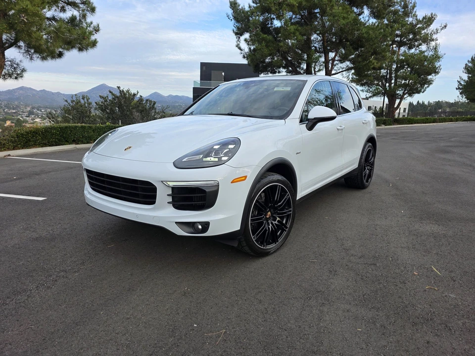 2015 Porsche 958 Cayenne Diesel - Image 4 of 31