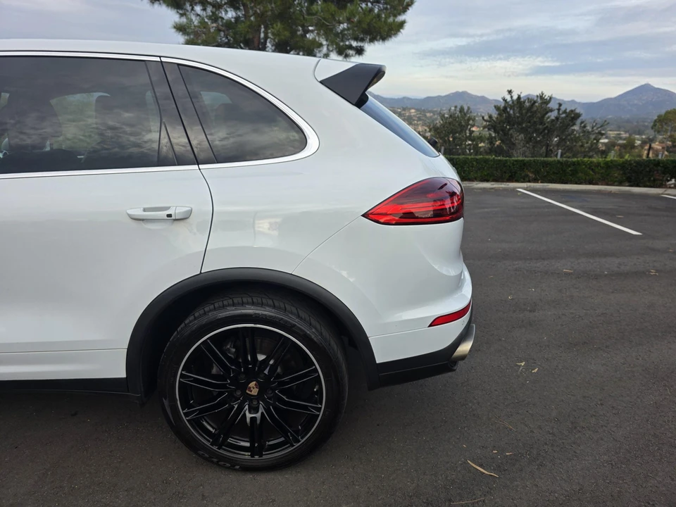2015 Porsche 958 Cayenne Diesel - Image 22 of 31
