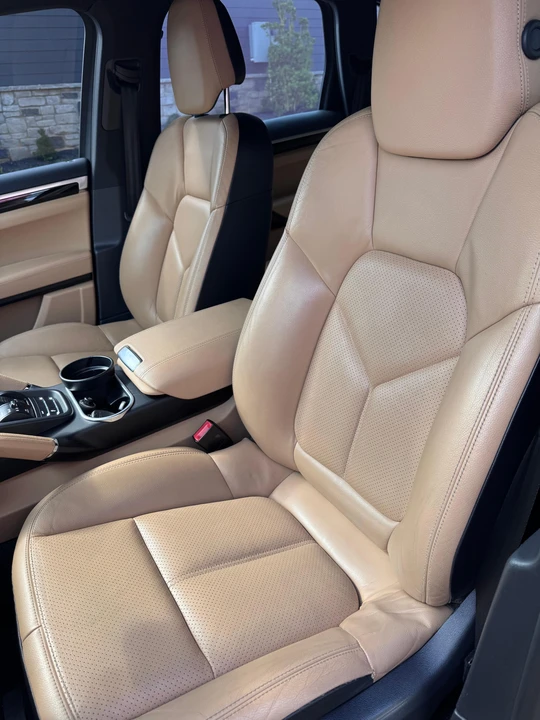 2015 Porsche 958 Cayenne Diesel - Image 28 of 31