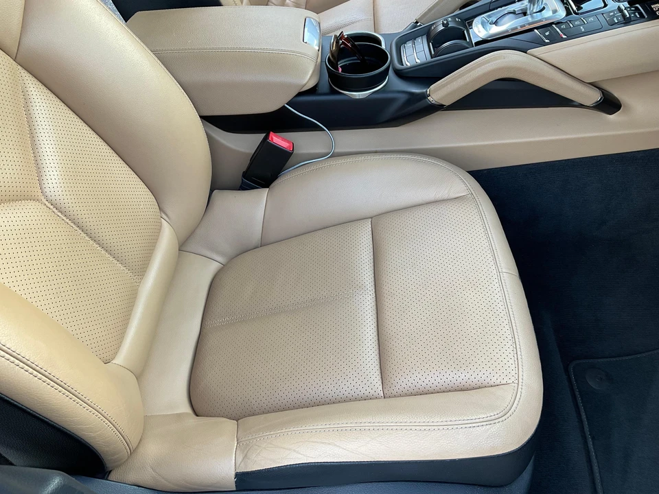 2015 Porsche 958 Cayenne Diesel - Image 30 of 31