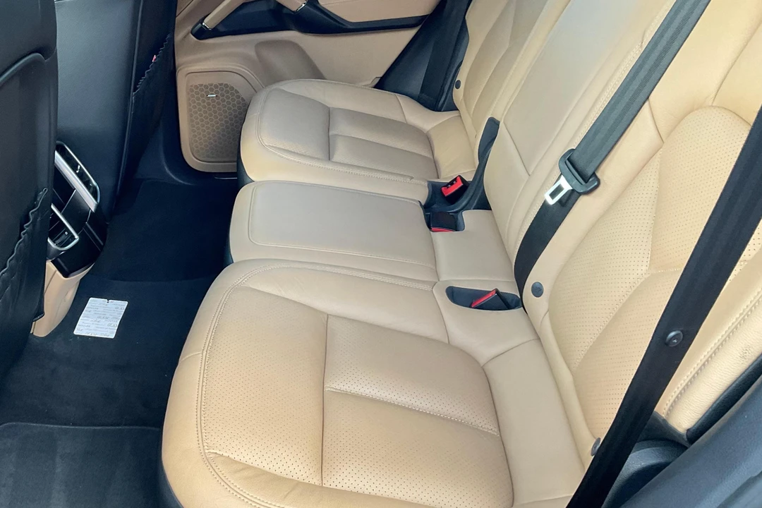 2015 Porsche 958 Cayenne Diesel - Image 26 of 31