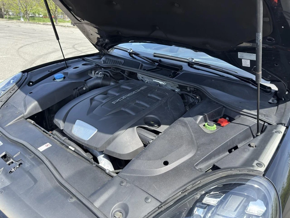 2015 Porsche 958 Cayenne Diesel - Image 25 of 31
