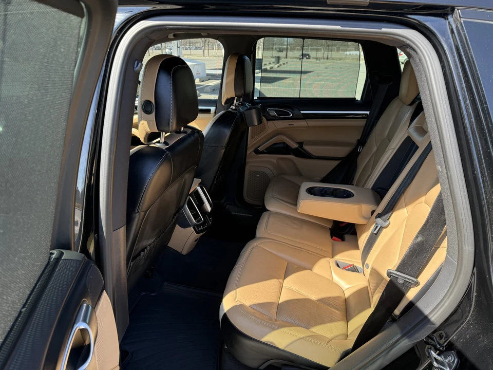 2015 Porsche 958 Cayenne Diesel - Image 20 of 31