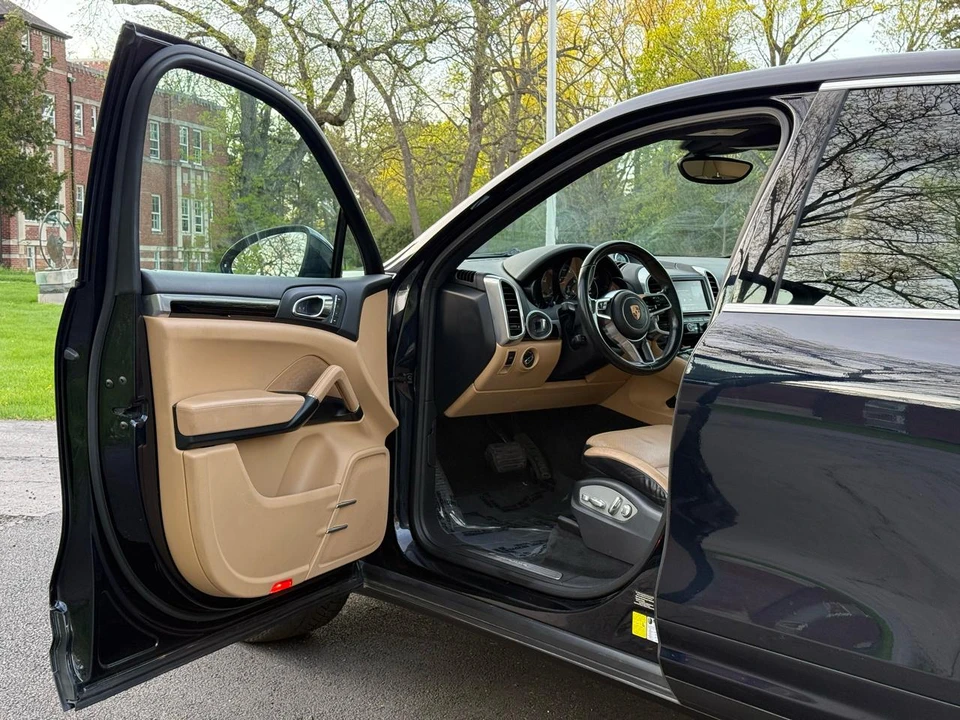 2015 Porsche 958 Cayenne Diesel - Image 11 of 22