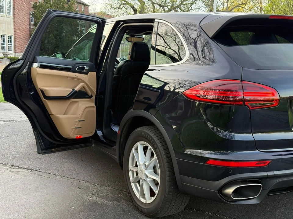 2015 Porsche 958 Cayenne Diesel - Image 12 of 22