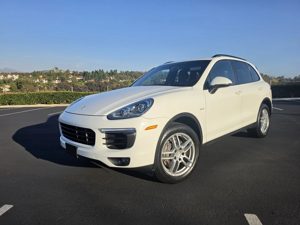 2015 Porsche 958 Cayenne Diesel - Image 4 of 31
