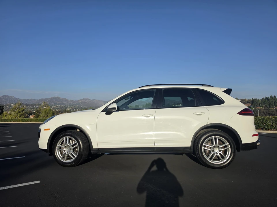 2015 Porsche 958 Cayenne Diesel - Image 6 of 31