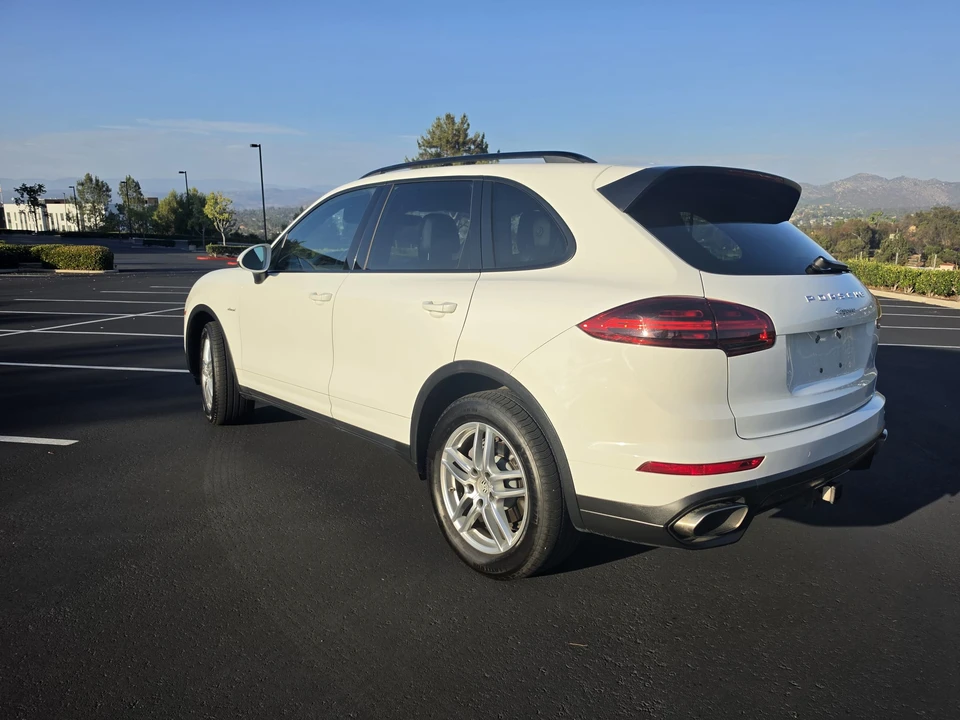 2015 Porsche 958 Cayenne Diesel - Image 8 of 31
