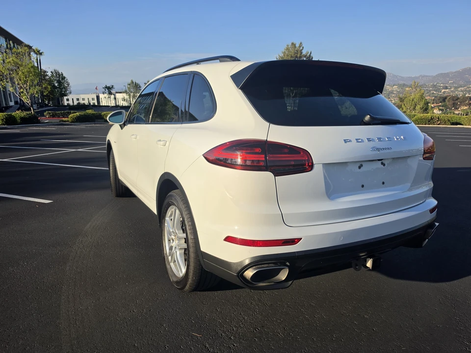 2015 Porsche 958 Cayenne Diesel - Image 9 of 31