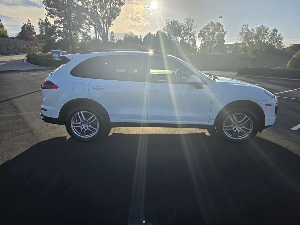 2015 Porsche 958 Cayenne Diesel - Image 15 of 31