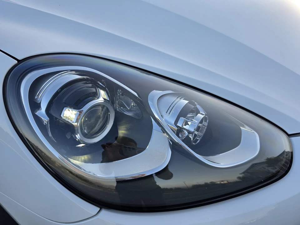 2015 Porsche 958 Cayenne Diesel - Image 24 of 31