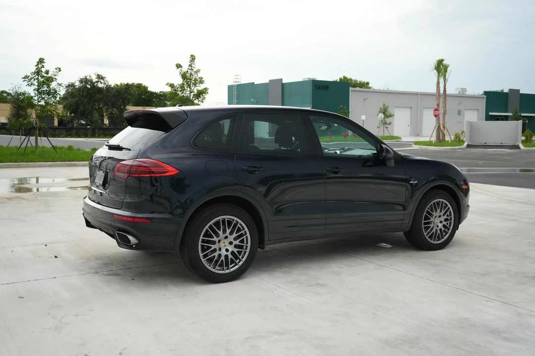 2015 Porsche 958 Cayenne Diesel - Image 17 of 31