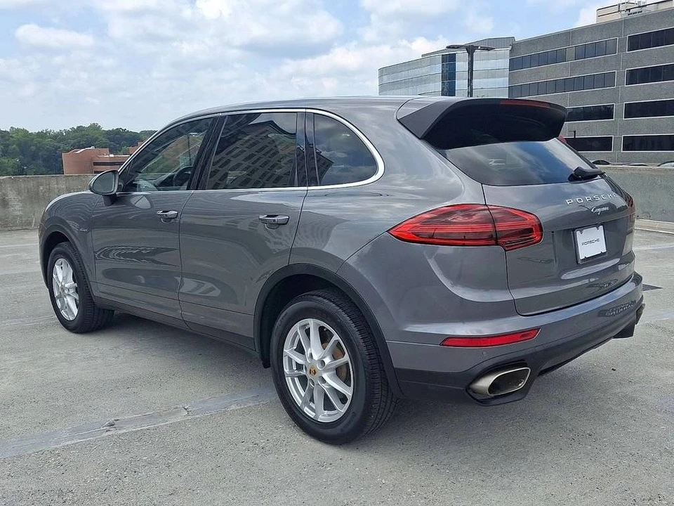 2015 Porsche 958 Cayenne Diesel - Image 3 of 5