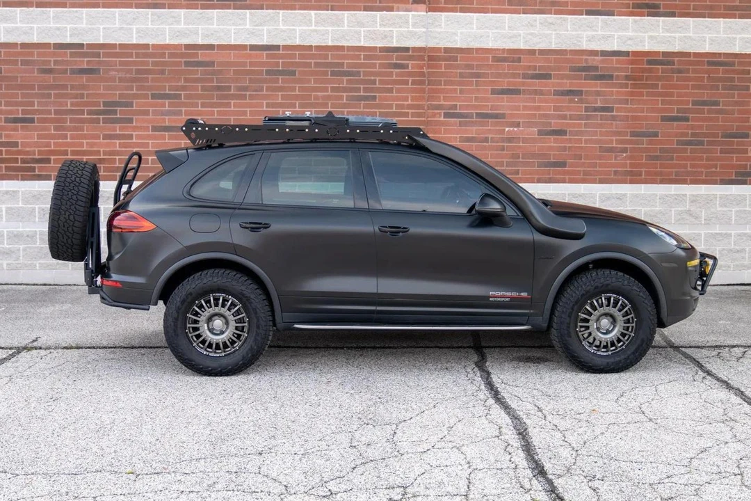 2015 Porsche 958 Cayenne Diesel - Image 3 of 31