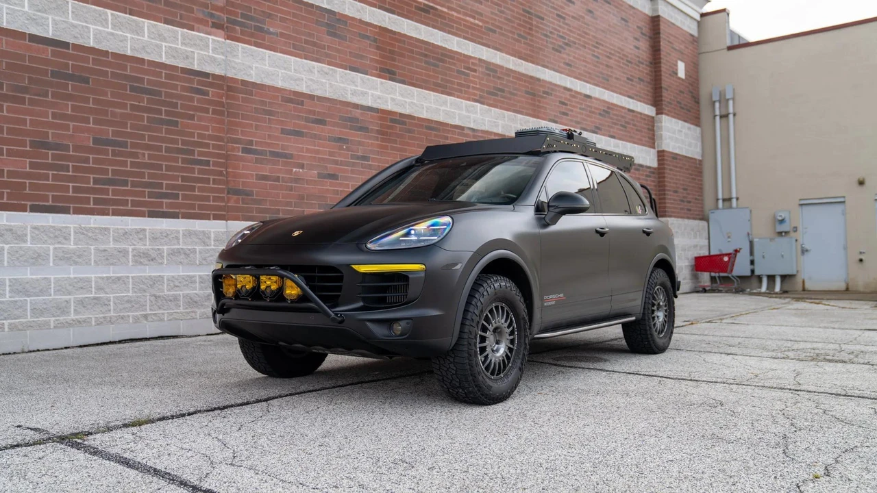2015 Porsche 958 Cayenne Diesel - Image 9 of 31