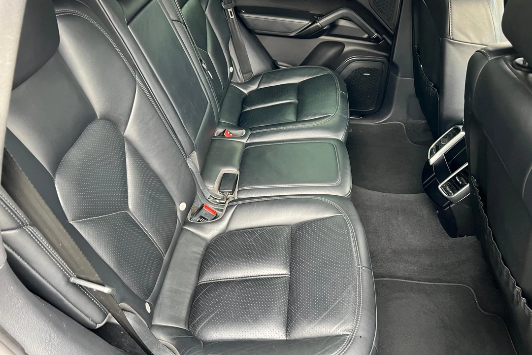 2015 Porsche 958 Cayenne Diesel - Image 31 of 31