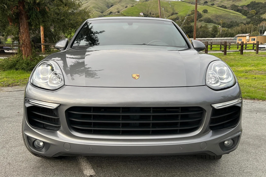 2015 Porsche 958 Cayenne Diesel - Image 2 of 31