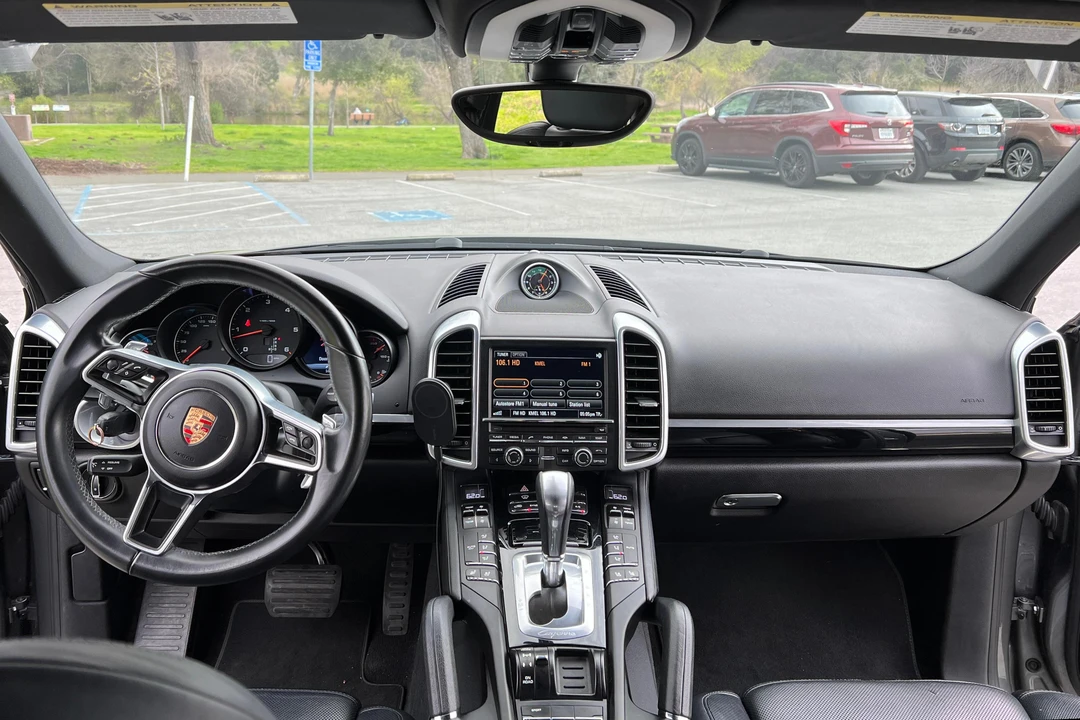 2015 Porsche 958 Cayenne Diesel - Image 29 of 31