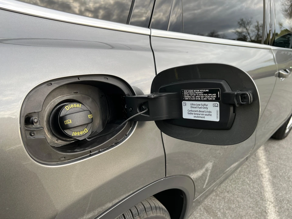 2015 Porsche 958 Cayenne Diesel - Image 20 of 31