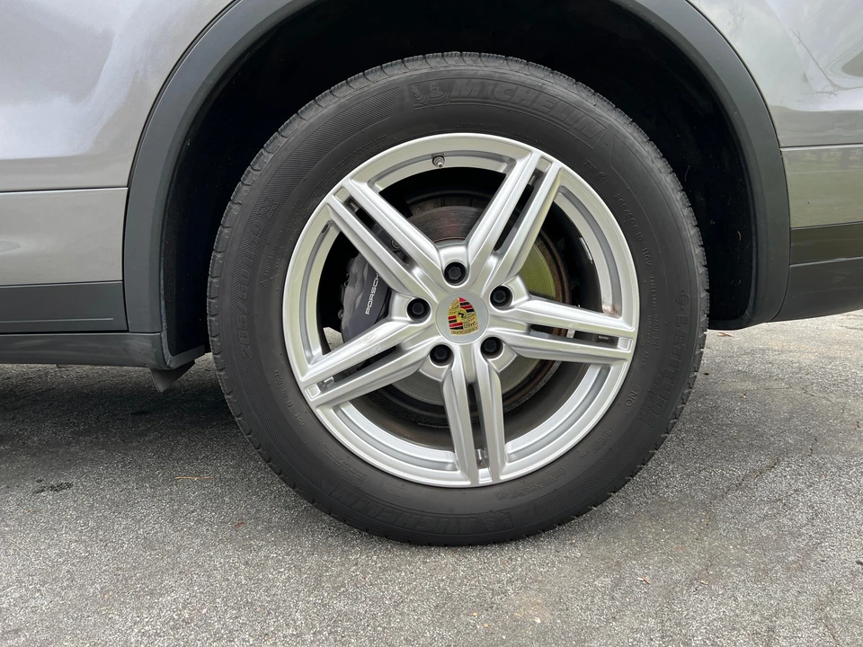 2015 Porsche 958 Cayenne Diesel - Image 24 of 31