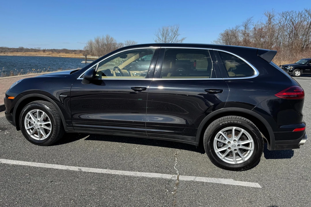 2015 Porsche 958 Cayenne Diesel - Image 3 of 31