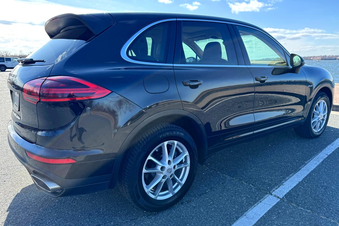 2015 Porsche 958 Cayenne Diesel - Image 10 of 31