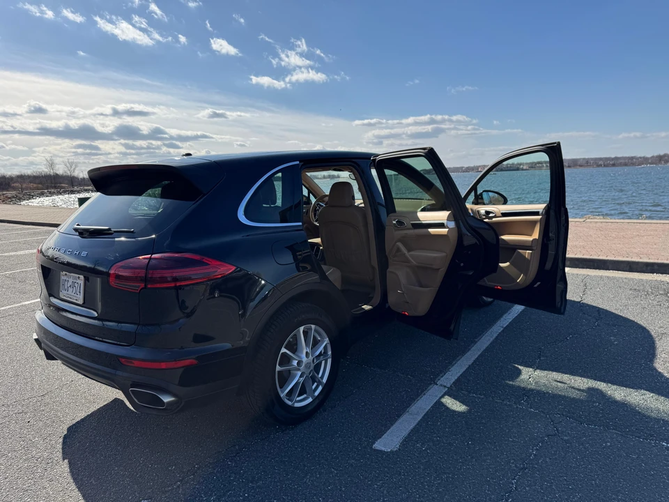 2015 Porsche 958 Cayenne Diesel - Image 18 of 31