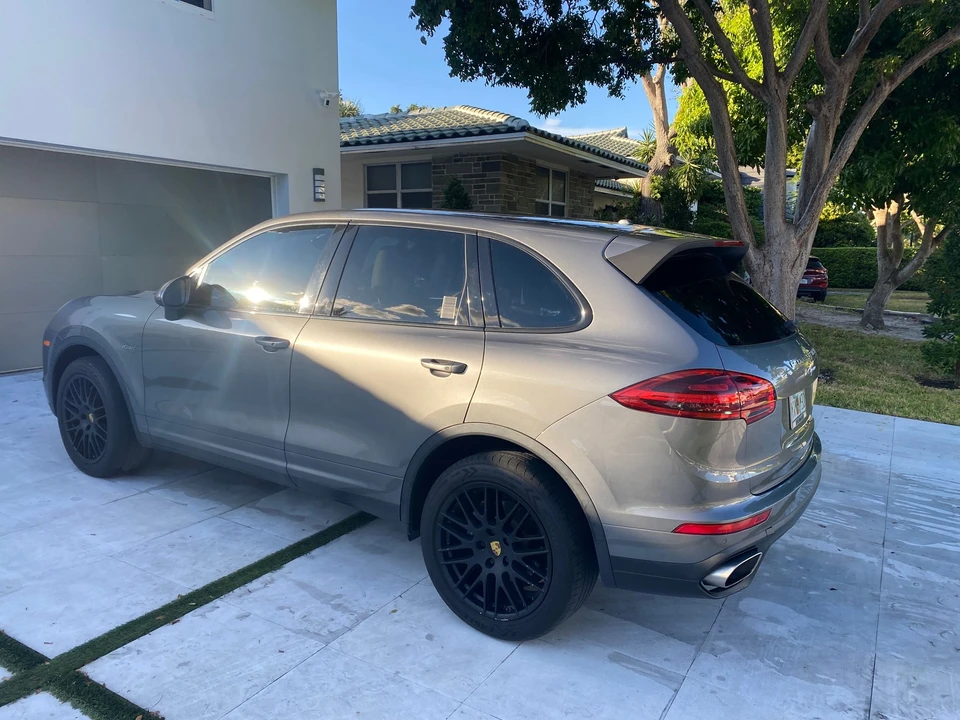 2015 Porsche 958 Cayenne Diesel - Image 6 of 20