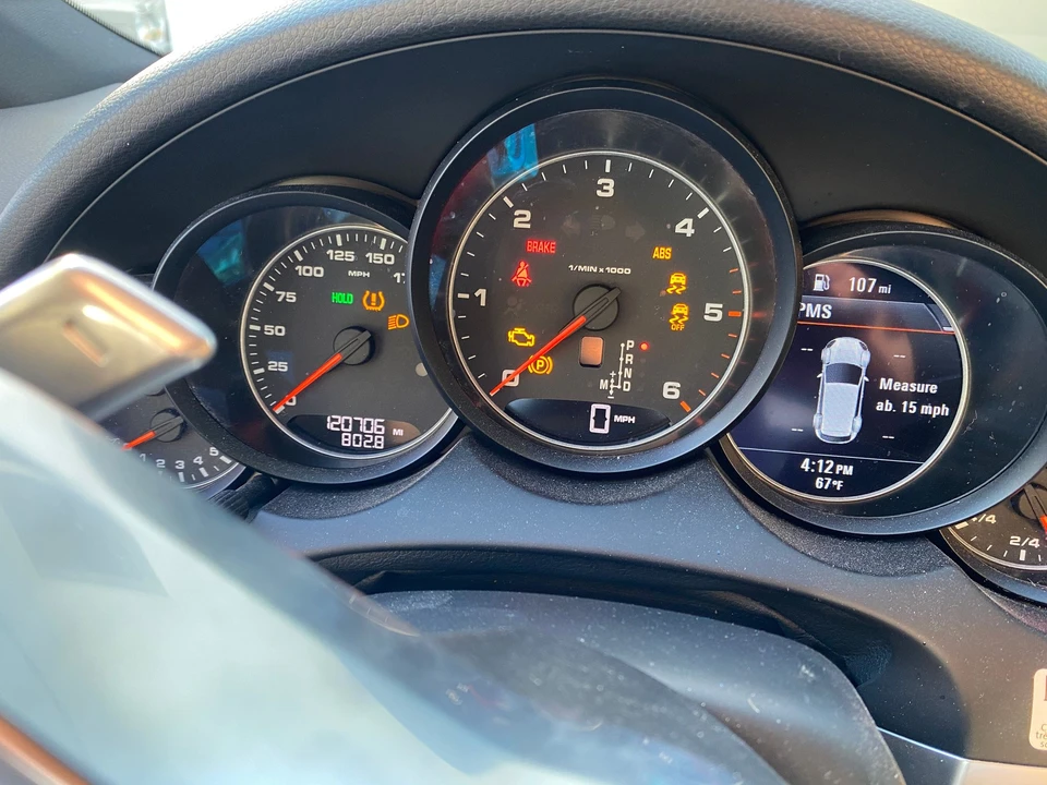 2015 Porsche 958 Cayenne Diesel - Image 11 of 20