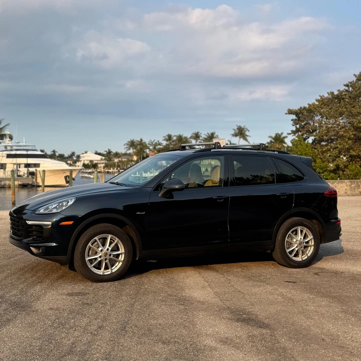2015 Porsche 958 Cayenne Diesel - Image 29 of 31
