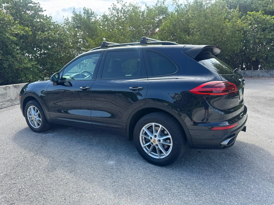 2015 Porsche 958 Cayenne Diesel - Image 13 of 31