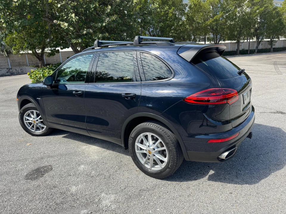 2015 Porsche 958 Cayenne Diesel - Image 14 of 31