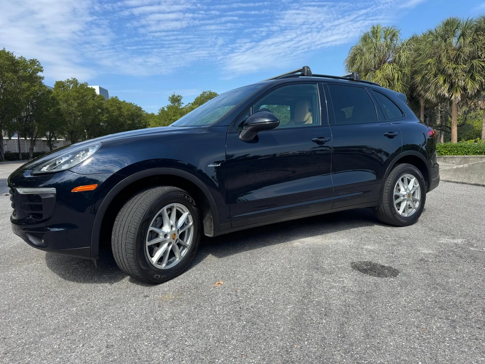 2015 Porsche 958 Cayenne Diesel - Image 12 of 31