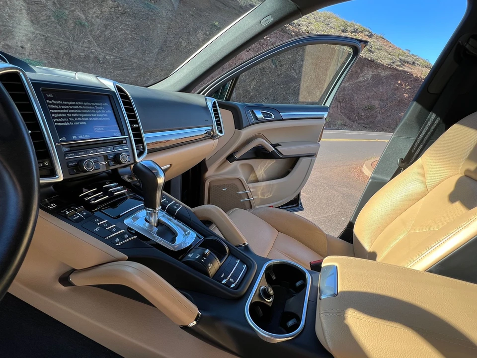 2015 Porsche 958 Cayenne Diesel - Image 21 of 31