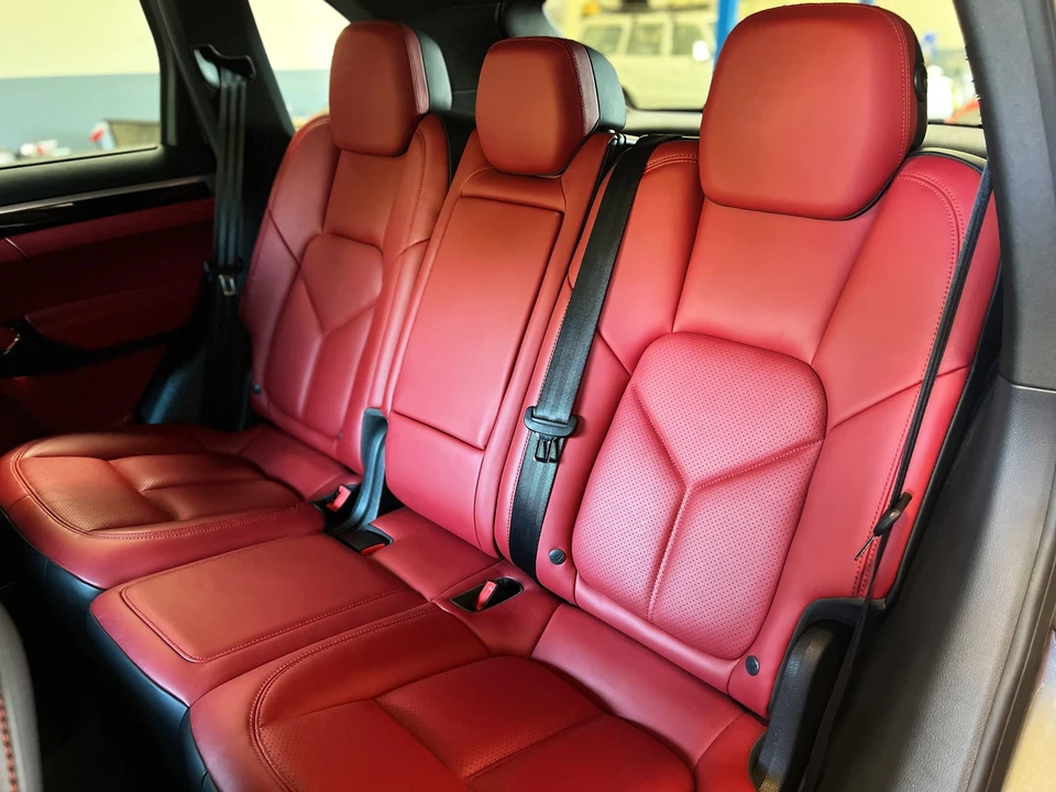 2015 Porsche 958 Cayenne Diesel - Image 14 of 15