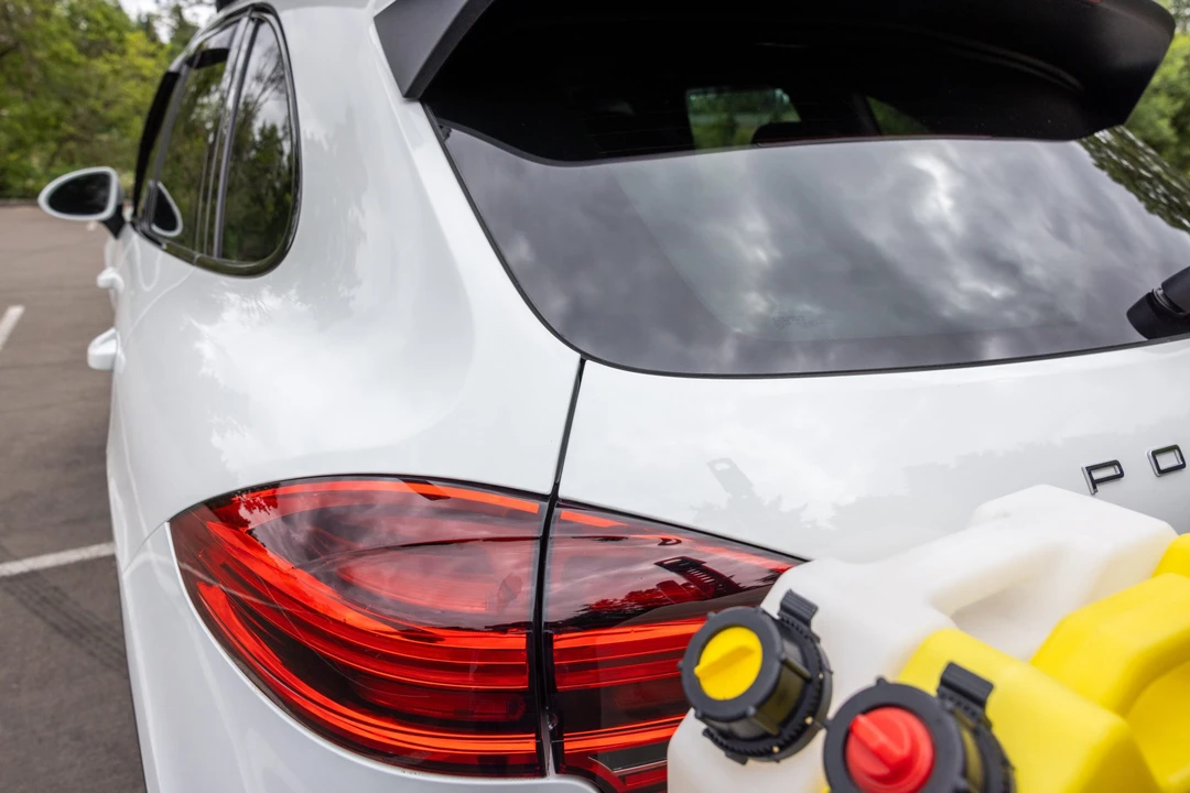 2015 Porsche 958 Cayenne Diesel - Image 19 of 31
