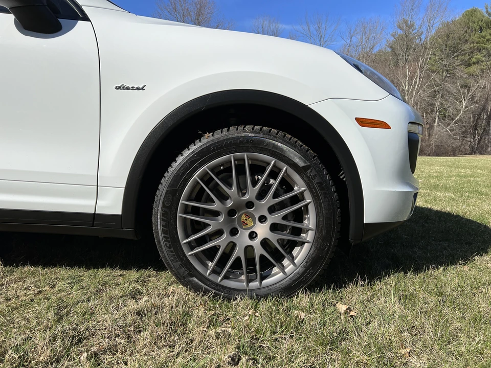 2015 Porsche 958 Cayenne Diesel - Image 30 of 31