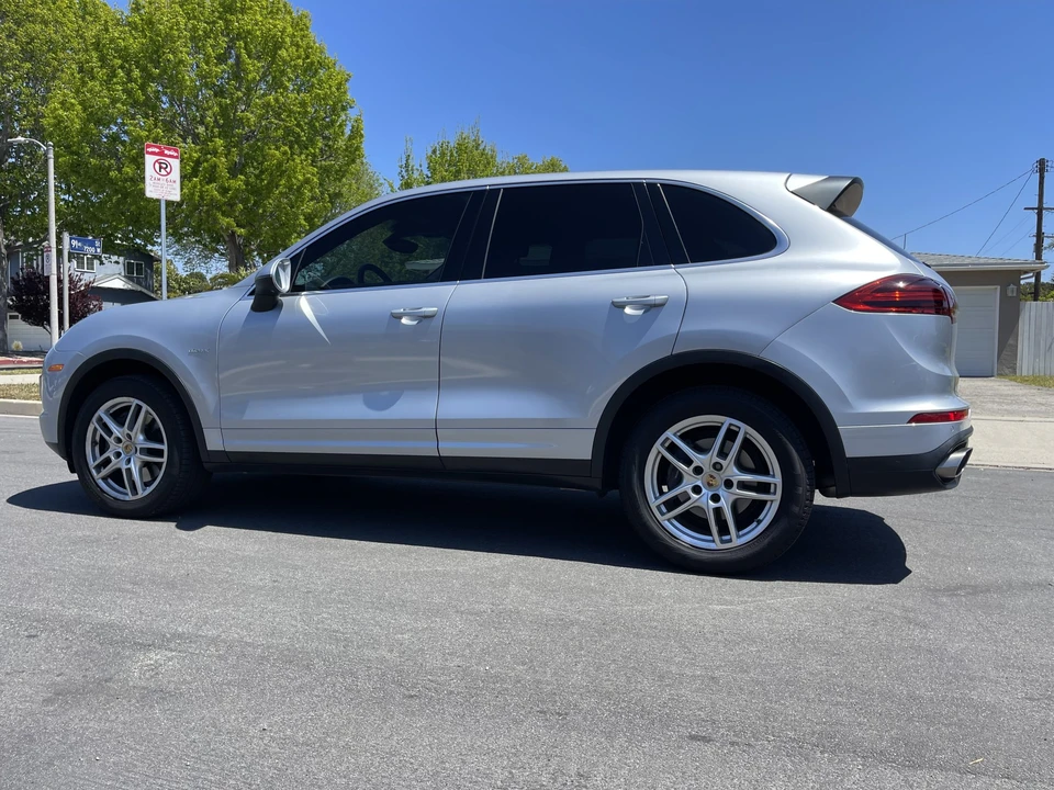 2015 Porsche 958 Cayenne Diesel - Image 30 of 31