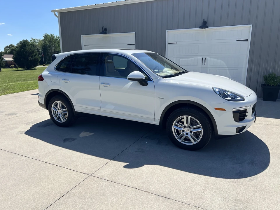2015 Porsche 958 Cayenne Diesel - Image 14 of 31