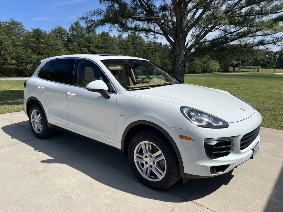 2015 Porsche 958 Cayenne Diesel - Image 15 of 31