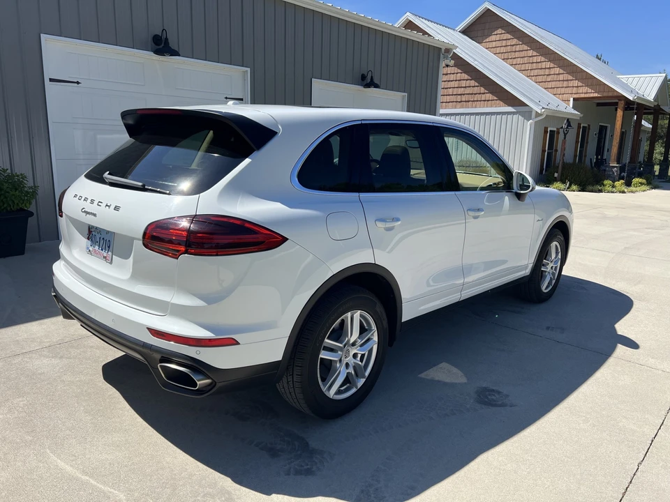 2015 Porsche 958 Cayenne Diesel - Image 10 of 31