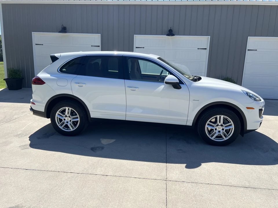 2015 Porsche 958 Cayenne Diesel - Image 13 of 31