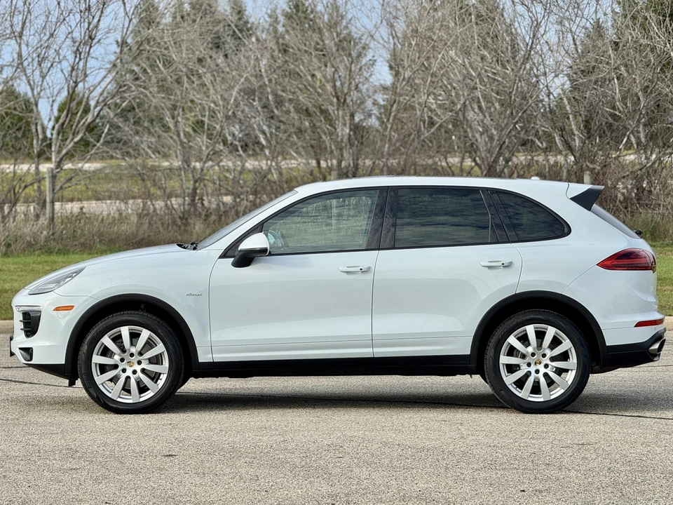 2015 Porsche 958 Cayenne Diesel - Image 29 of 31